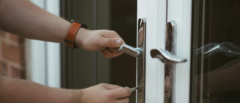 24 hour key locksmith Adelanto